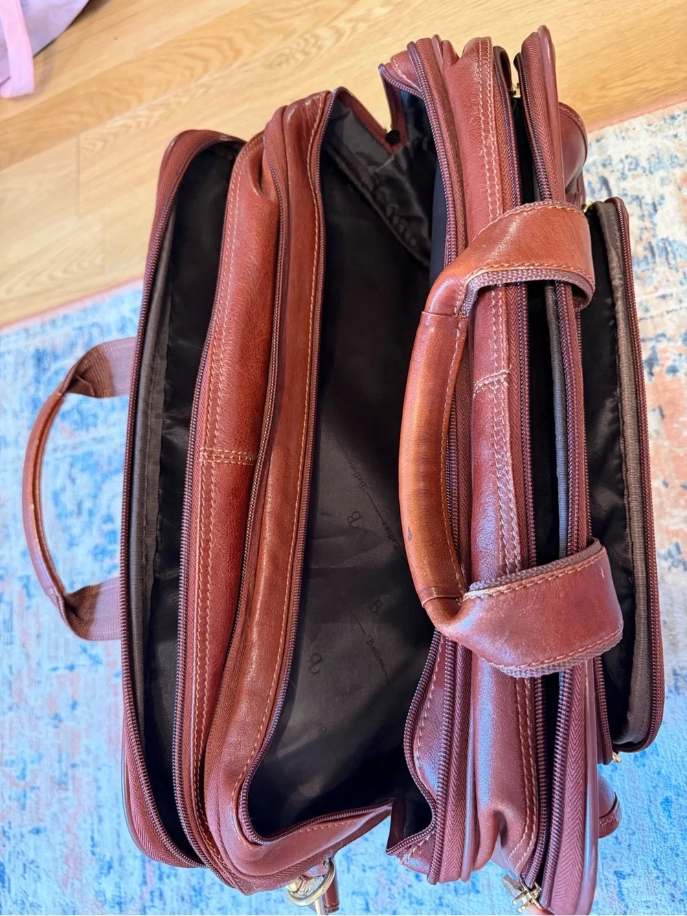 Bellino Brown Leather Laptop Briefcase with Gold Hardware